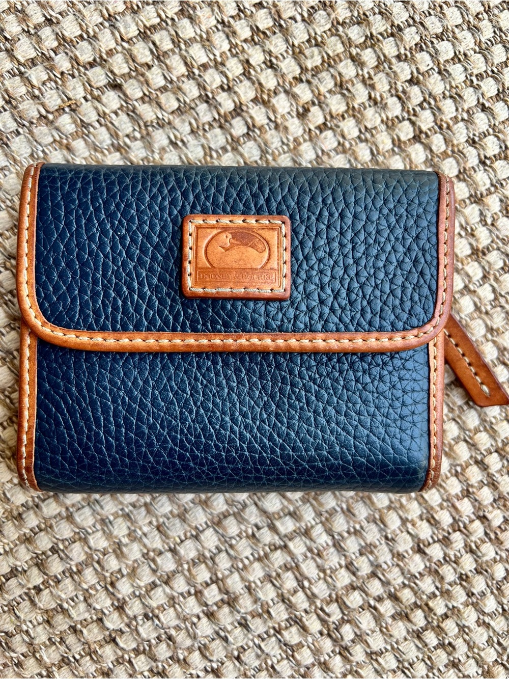 🦆Dooney & Bourke Pebbled Leather Navy Blue Small Wallet Coin Purse